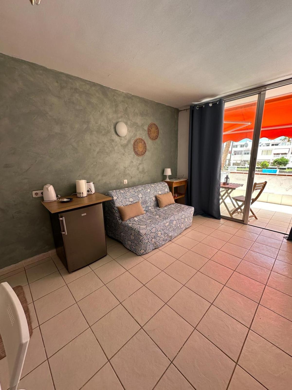 Ferienwohnung Flat Con Piscina In Costa Del Silencio - 5 Minuti Dal Mare Arona  Exterior foto